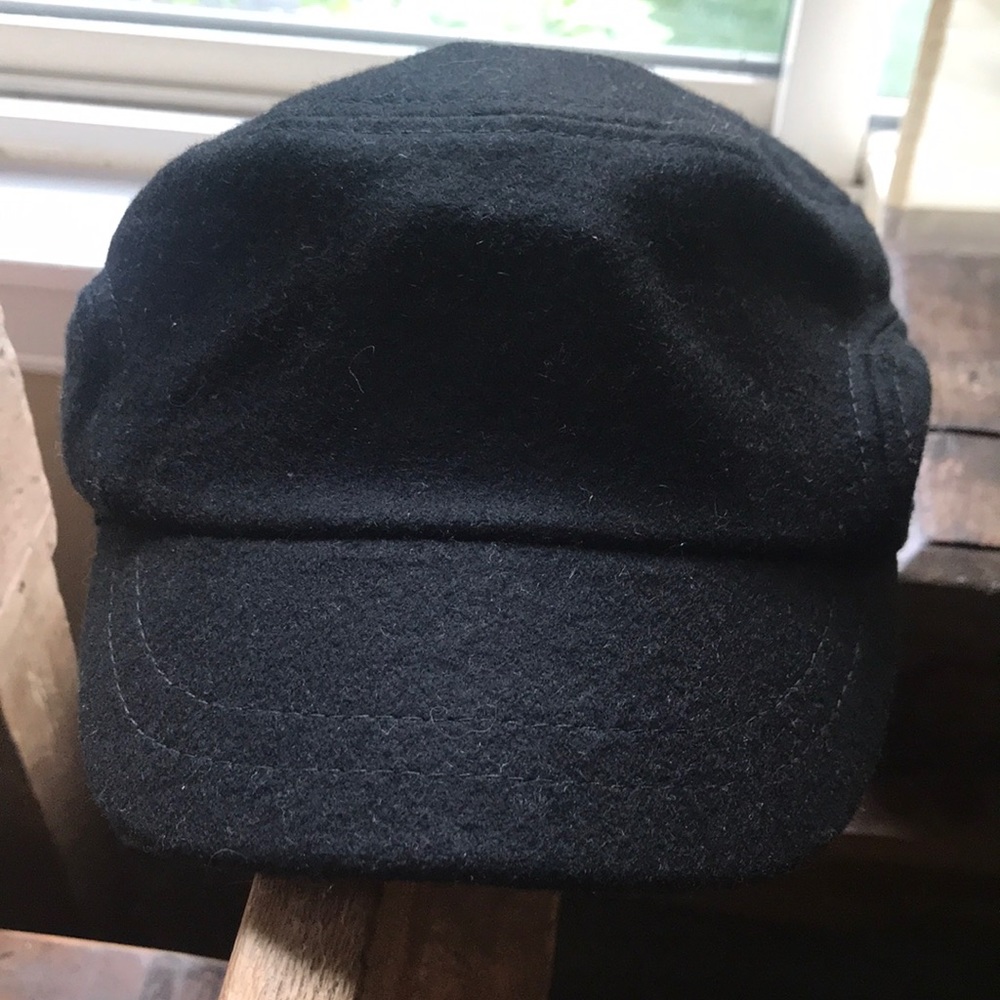 Fiddler hat. Unisex. Size 57 cm.